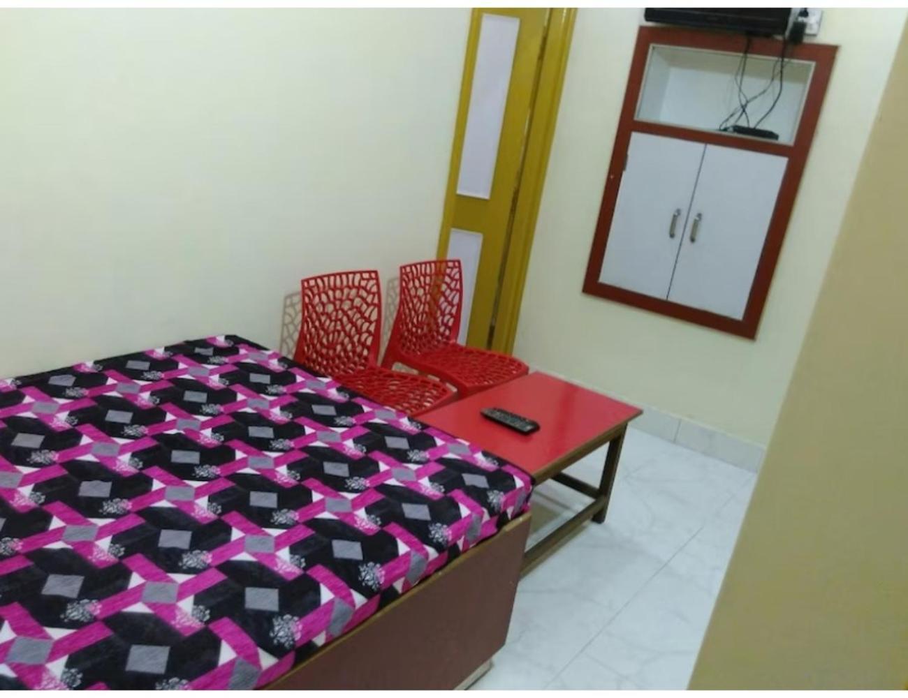 Shivam Guest House,